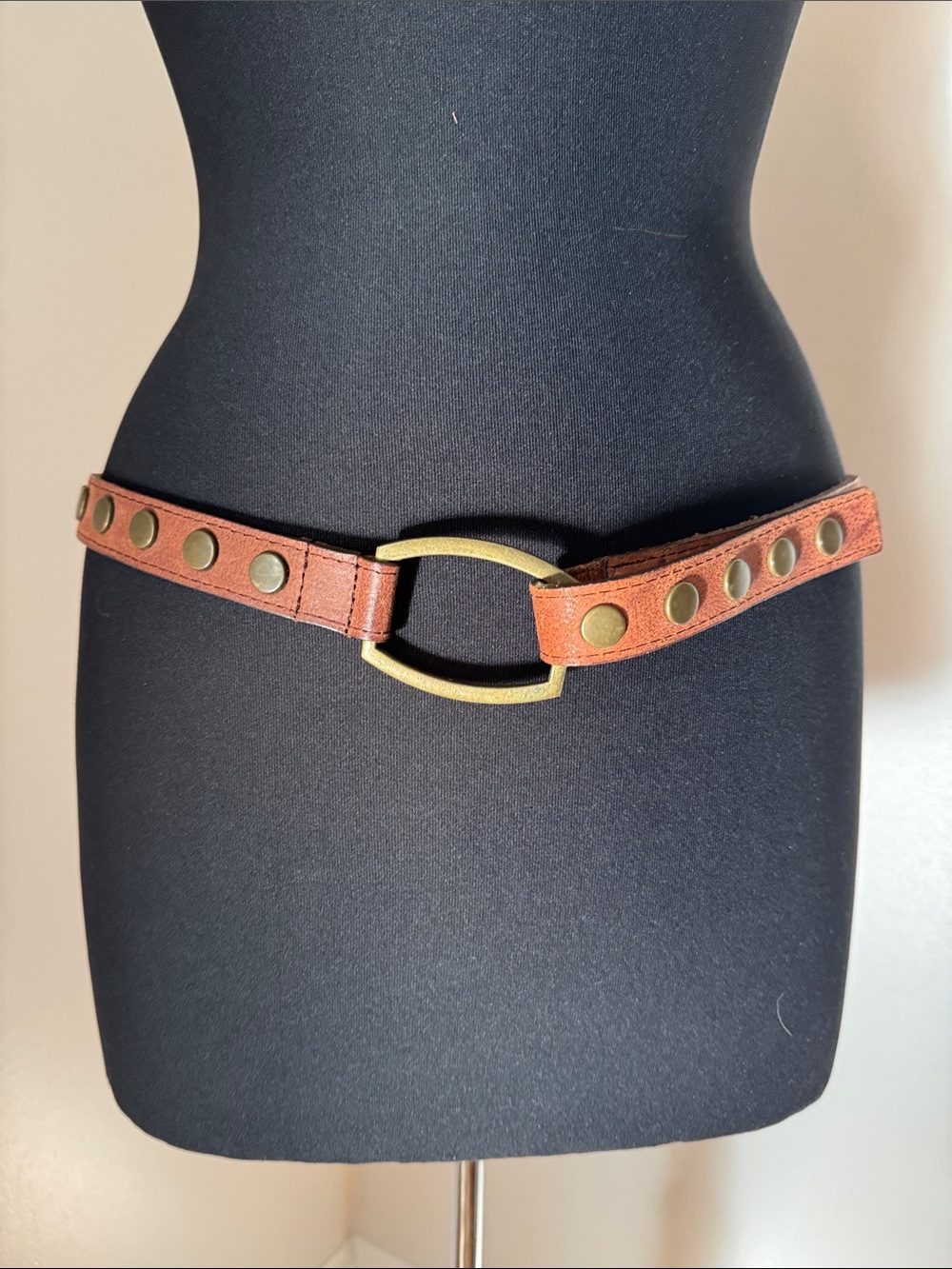 Unique Vintage Leather Snap Belt GUC Size M